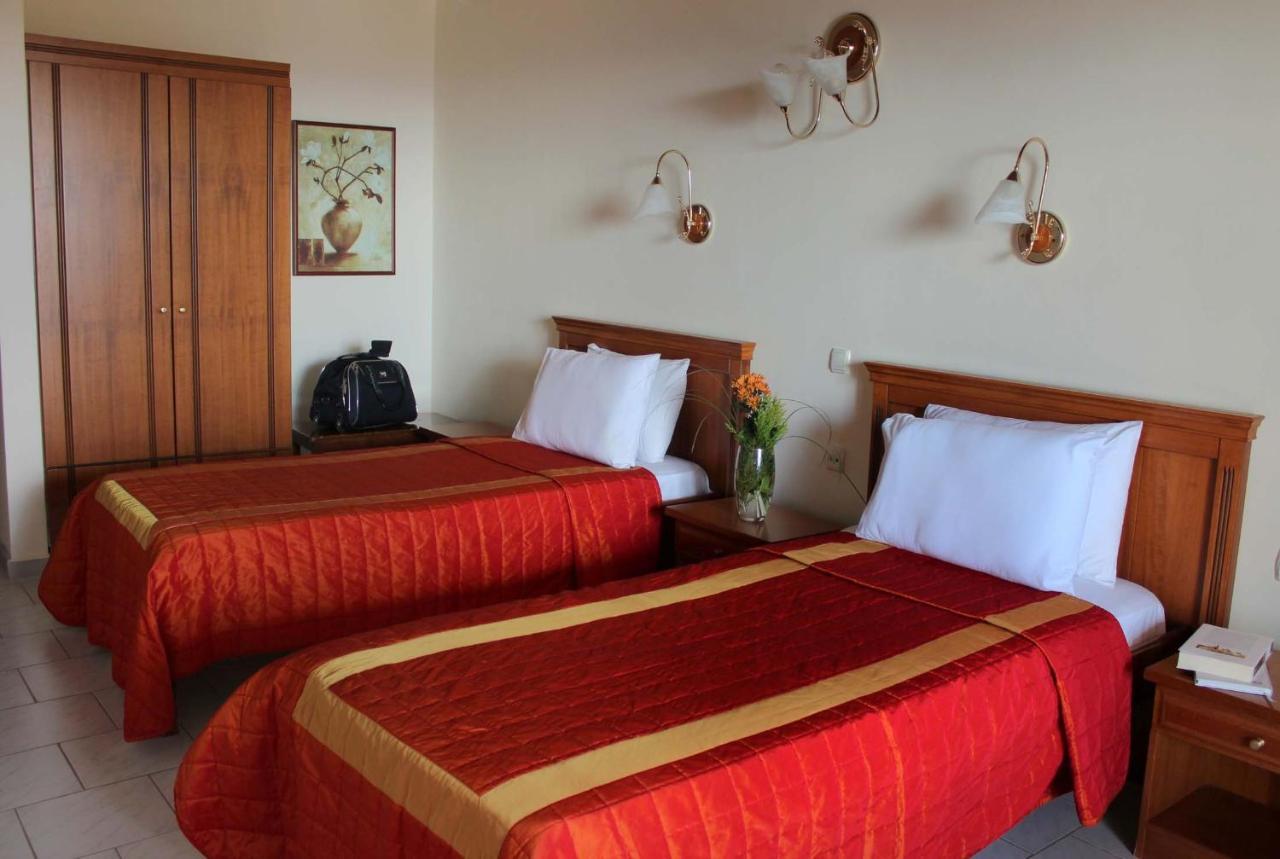 Famissi Eden Hotel 칼람파카 객실 사진