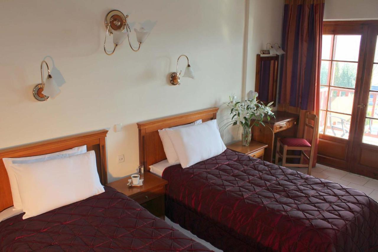Famissi Eden Hotel 칼람파카 객실 사진