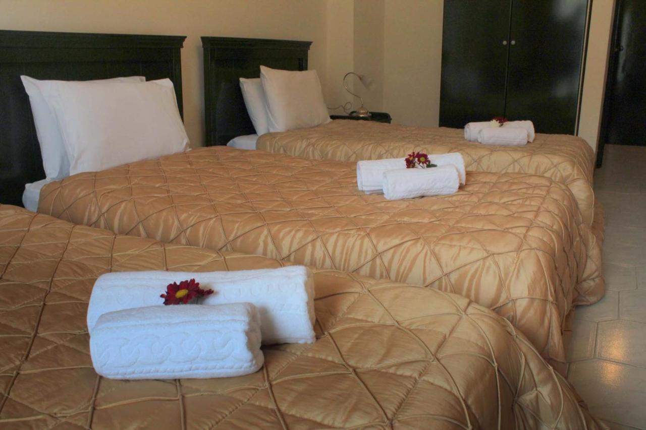 Famissi Eden Hotel 칼람파카 객실 사진