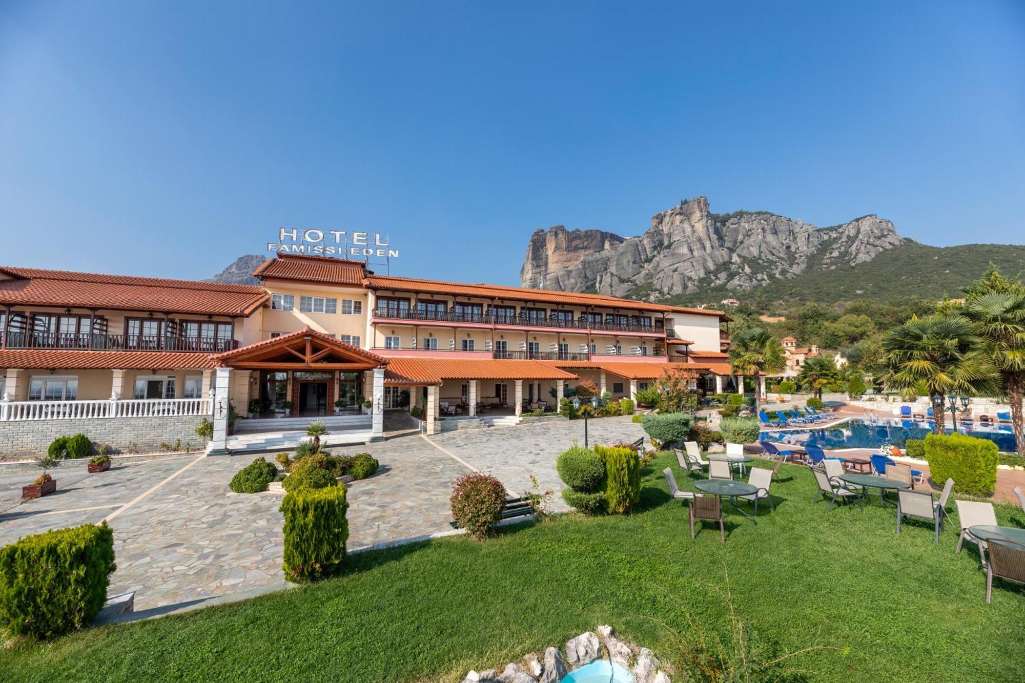 Famissi Eden Hotel 칼람파카 외부 사진